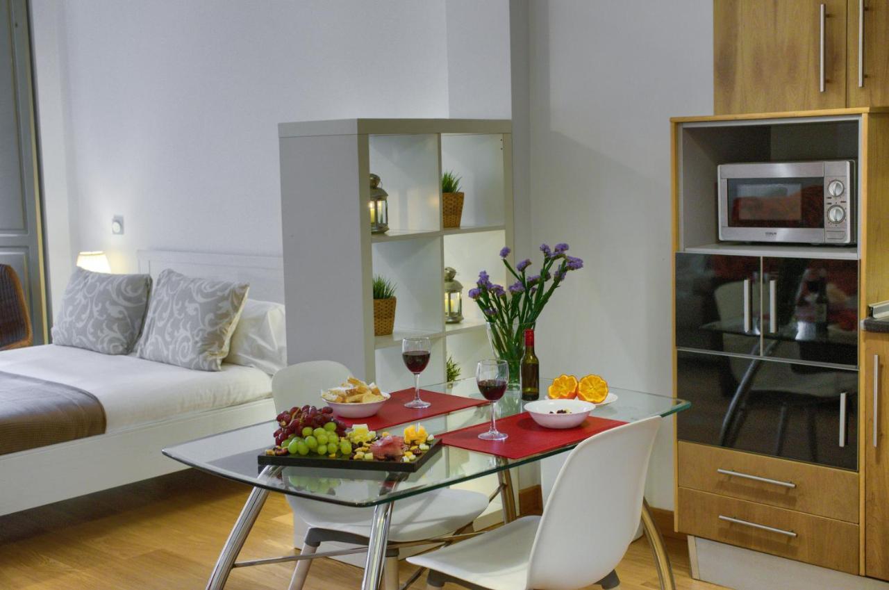 Lyrioshomes Apartamento Estudio La Biznaga Малага Экстерьер фото